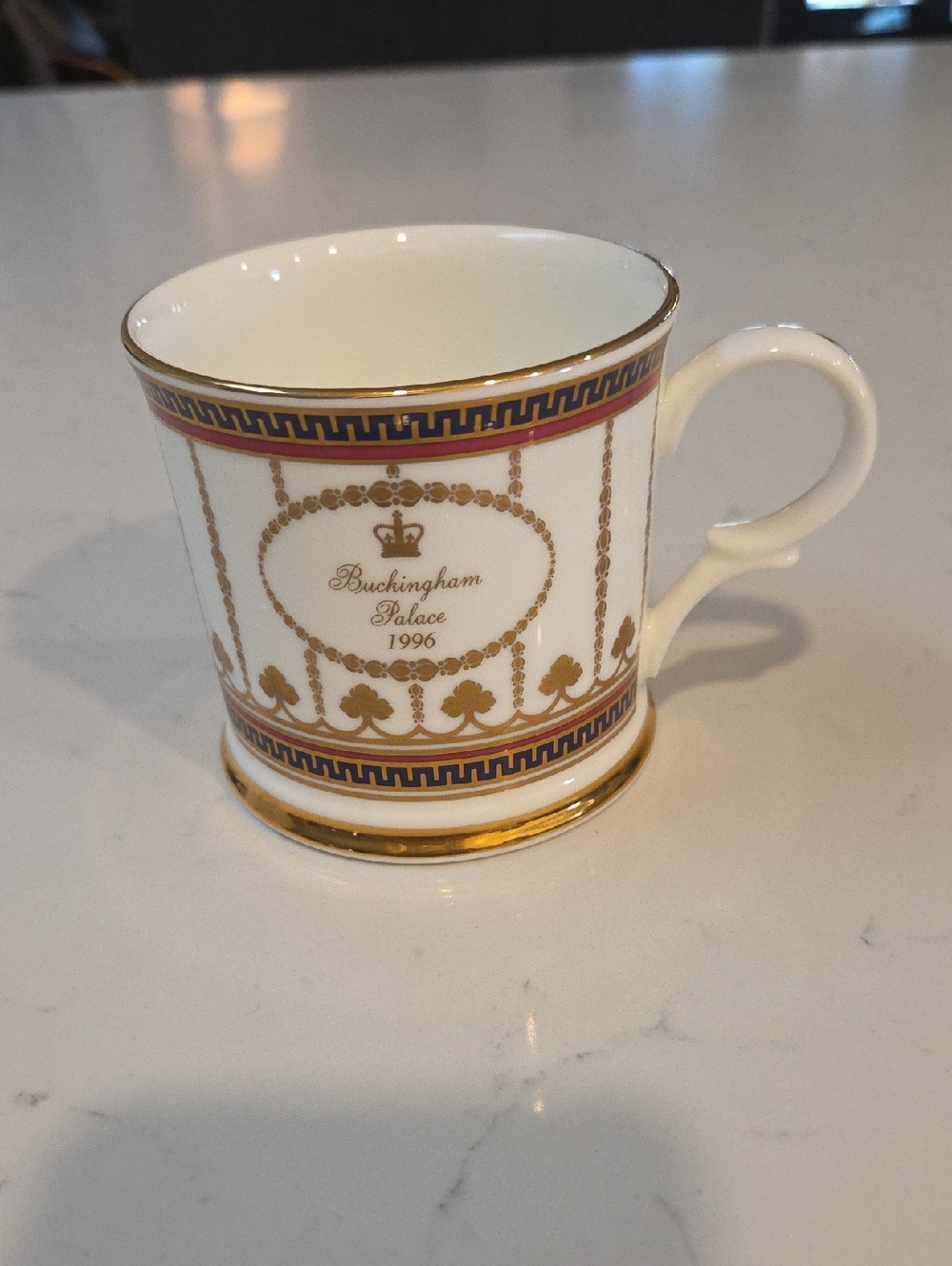 Buckingham Palace Mug 1996 Roal Collection Fine Bone China Mug